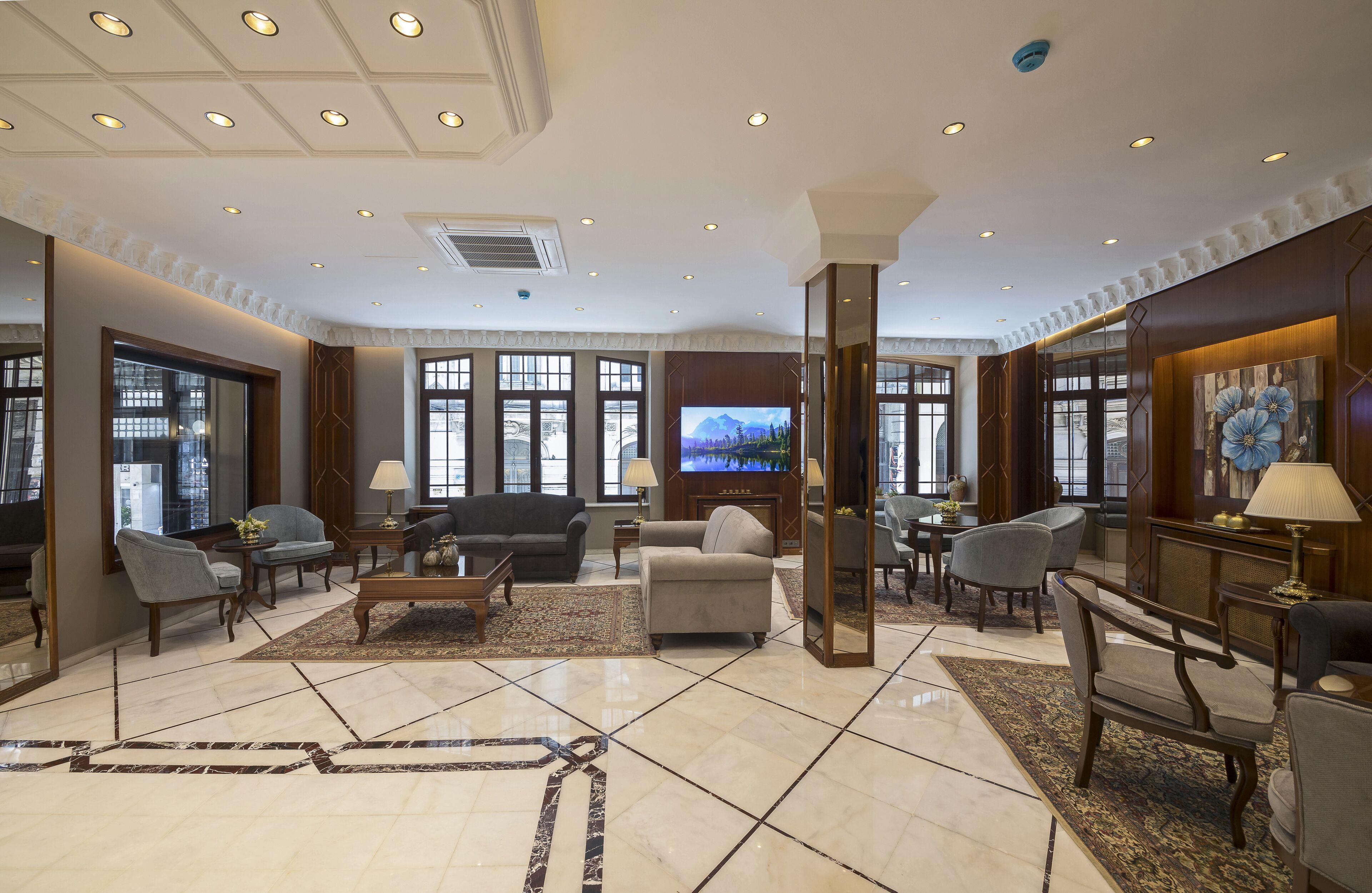 Vardar Palace Hotel - Special Category — Photos 1